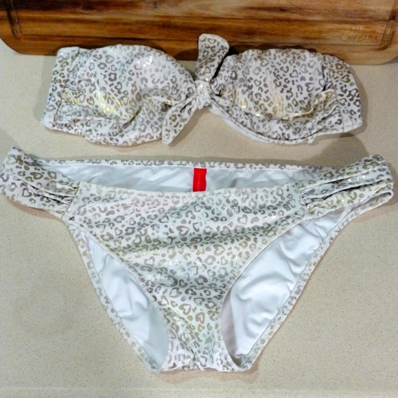 Victoria's Secret Other - Victoria Secret White & Gold Strapless Bikini